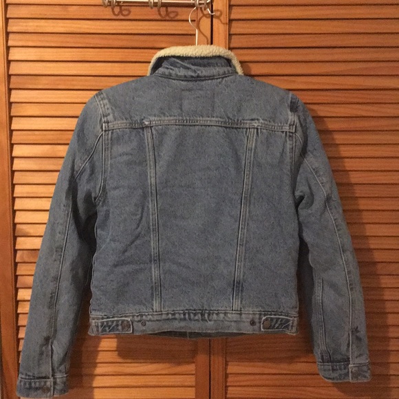 Levi’s Trucker Jacket - Picture 8 of 8
